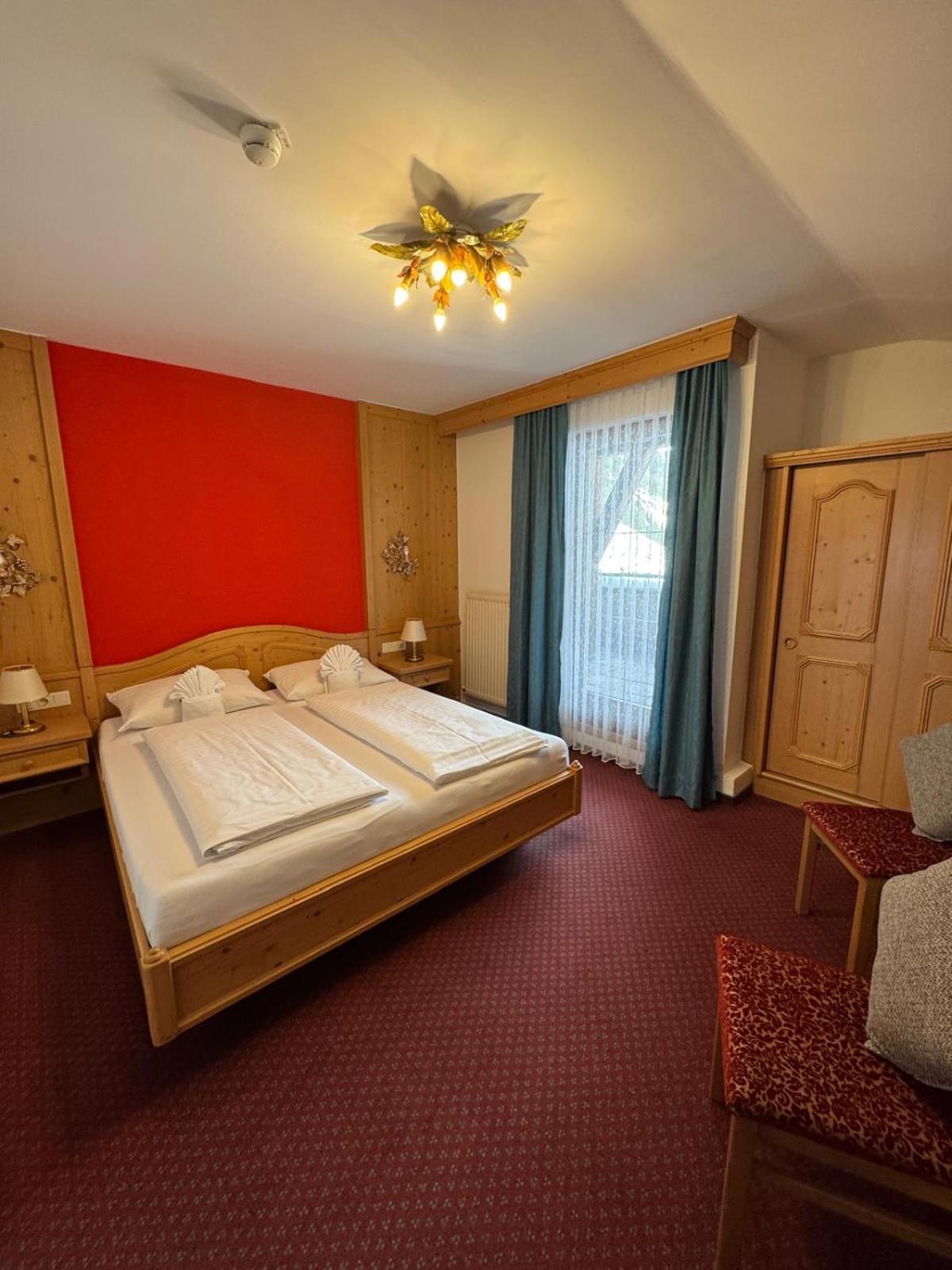 סנט לאונרד אים פיצטל Tieflehner Hof Pitztalhaus Hotel מראה חיצוני תמונה